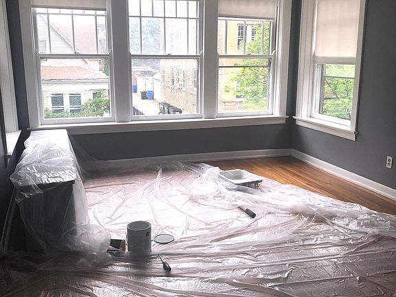 5th image of 2215 W Winnemac Ave