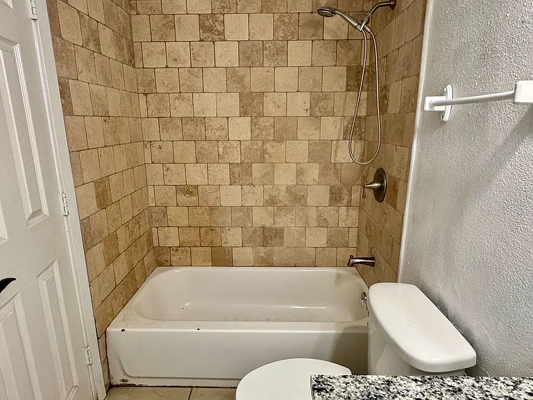 5001 Bowser Ave #104 — Photo 11