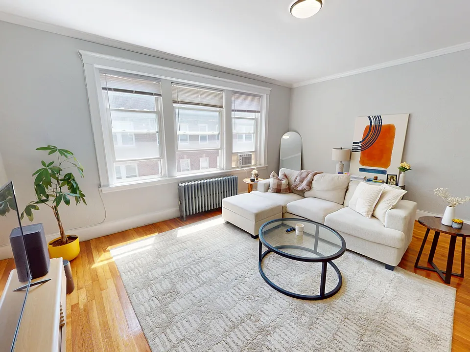 40-46 Longwood Ave