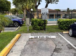15669 SW 73rd Circle Ter #5-4, Miami, FL 33193