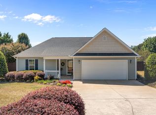 5337 Longspur Dr, Snow Camp, NC 27349