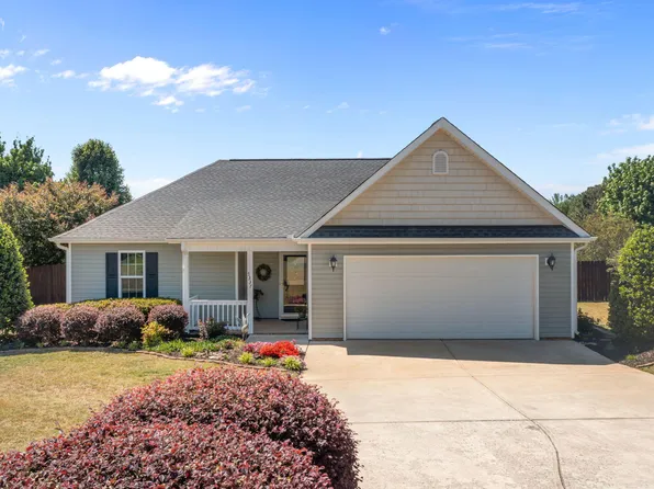 5337 Longspur Dr, Snow Camp, NC 27349