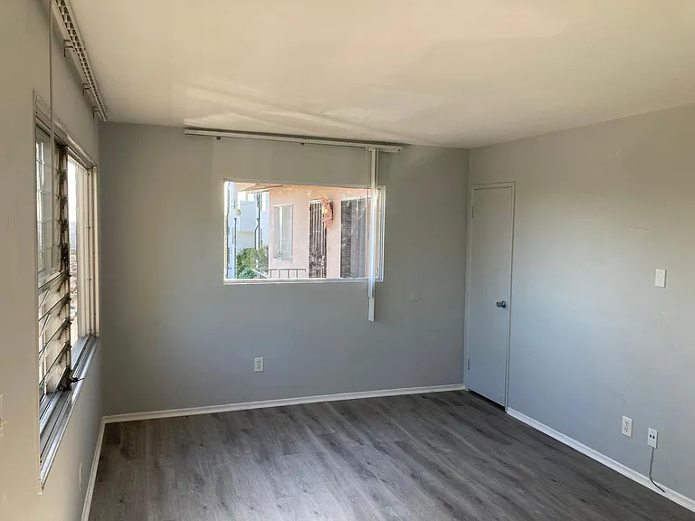 1237 Hueneme St — Photo 21
