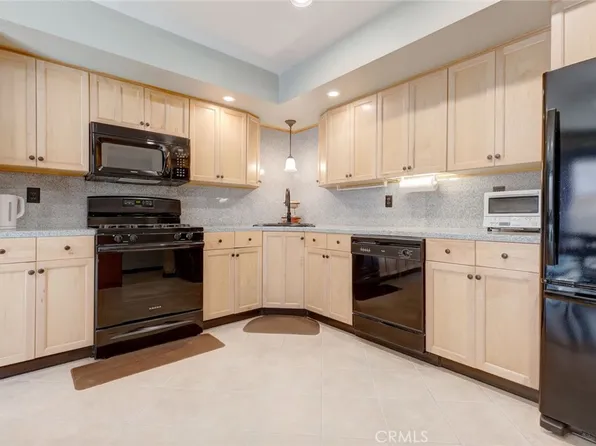 967 S Mollison Ave, El Cajon, CA 92020