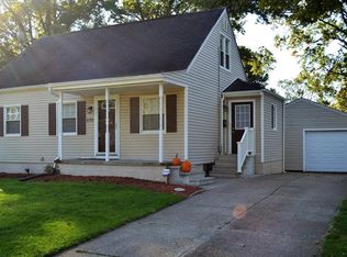 670 E Cassell Ave, Barberton, OH