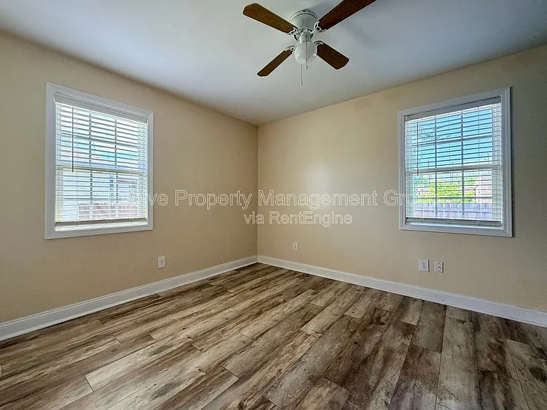 679 Harrell St — Photo 10
