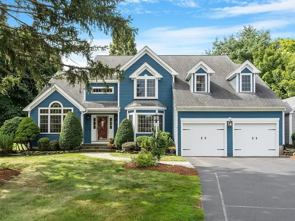 4 Cornish Dr, Hudson, MA 01749