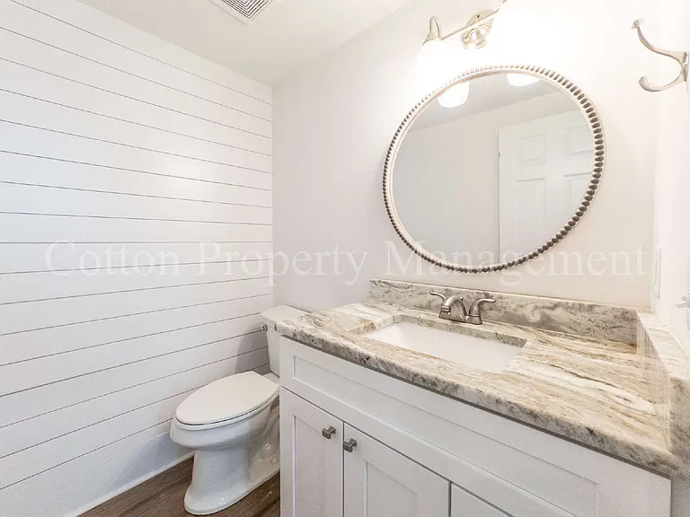 824 Haymarket Ln — Photo 18