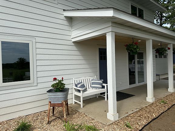 4th image of 2241 County Road 39 NW
