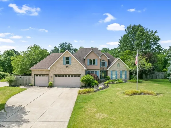 5318 Reserve Way, Sheffield Village, OH 44054