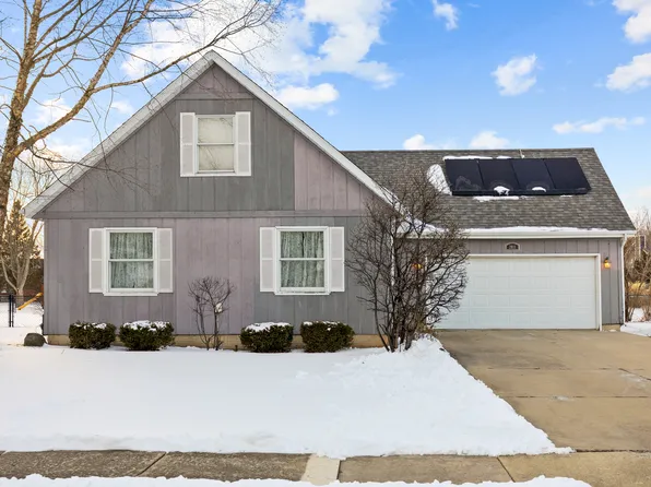 2011 Country Dr, Plano, IL 60545
