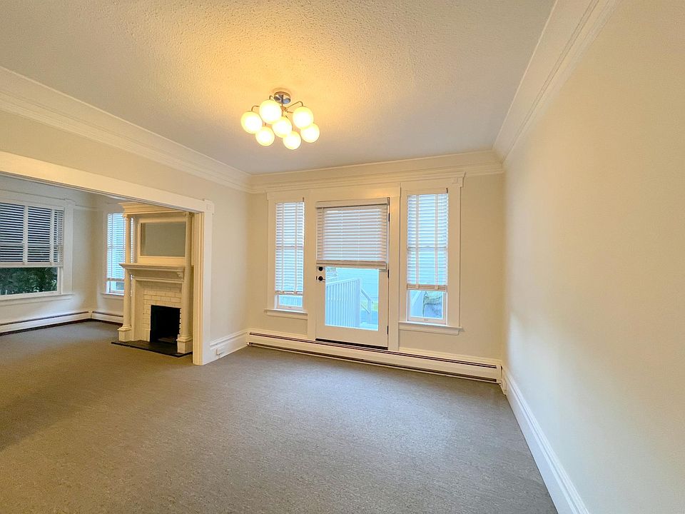 1st image of 295 28th St APT 3