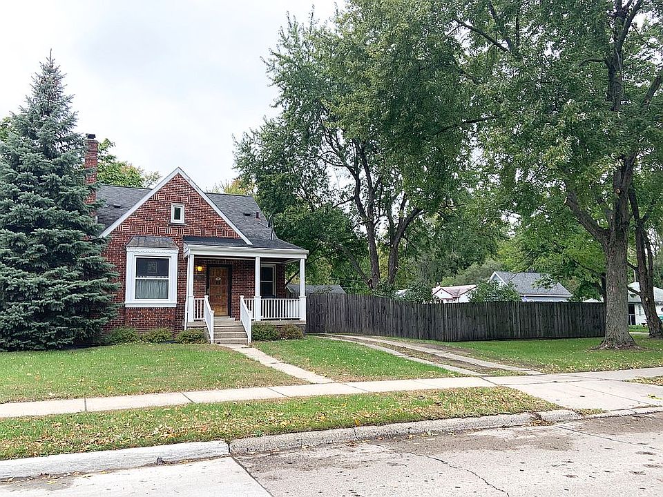 2nd image of 23881 Sherman Ave