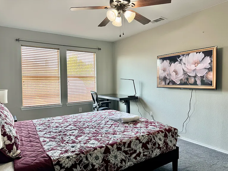 7300 Livingston Dr — Photo 14