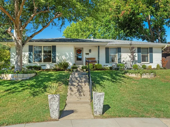 10117 Robin Hill Ln, Dallas, TX 75238