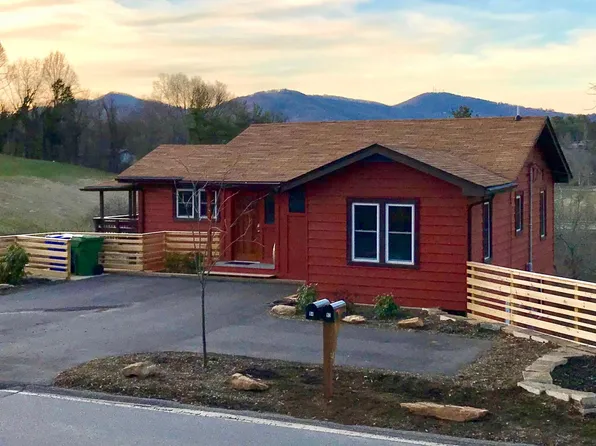 94 S Bear Creek Rd, Asheville, NC 28806