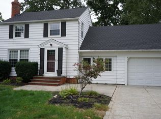 473 Oakmoor Ave, Bay Village, OH 44140