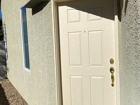 3rd image of 7919 Dexter Falls St