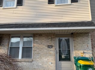 5675 Greens Dr, Allentown, PA 18106