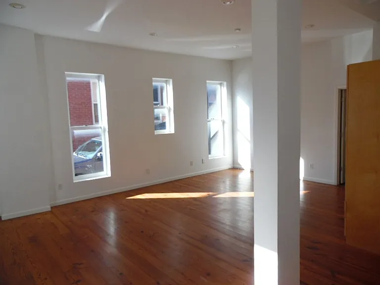 614 Madison St — Photo 6