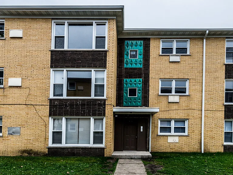 8855 S Cottage Grove Ave — Photo 11