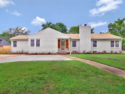 105 S Edgemoor Dr, Wichita, KS, 67218