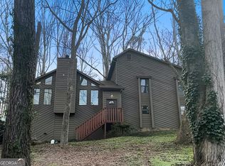 136 Creekview Dr, Woodstock, GA 30188