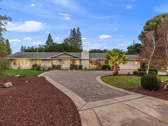 4th image of 14020 Arcadia Palms Dr