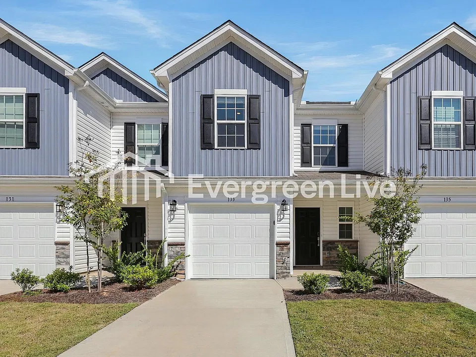 133 Tango Dr