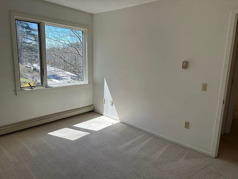 1 Pine St #C-32 — Photo 15