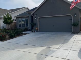 9215 Woodbrook Dr, Shafter, CA