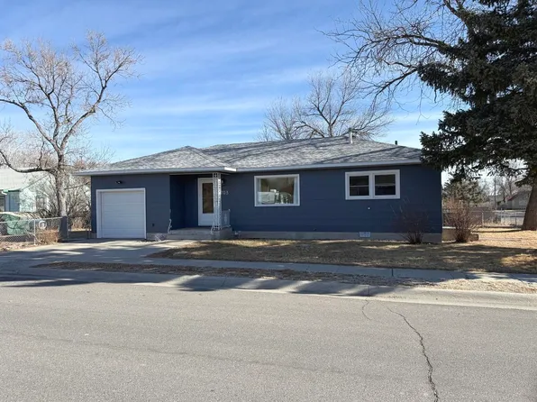 703 N 1st St, Riverton, WY 82501