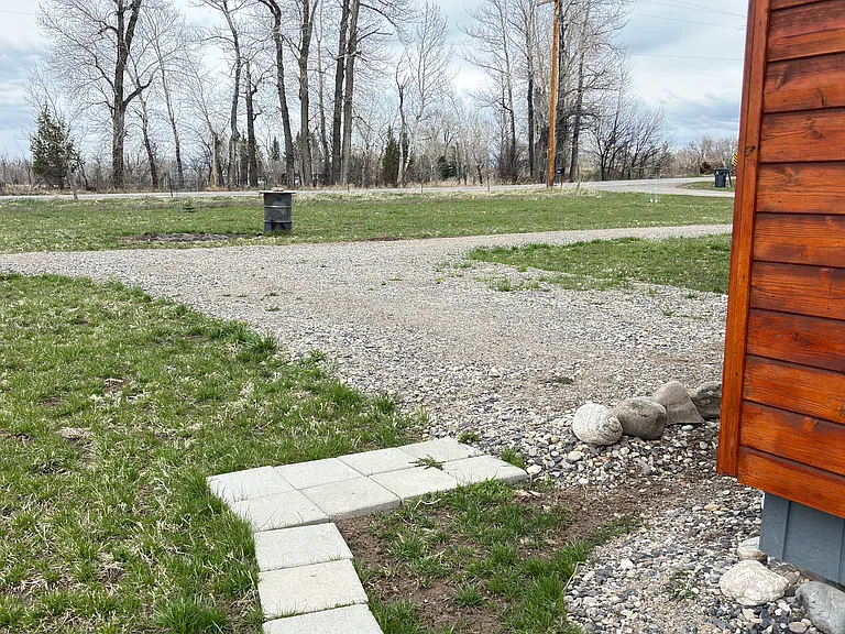 Cottonwood Rd — Photo 17