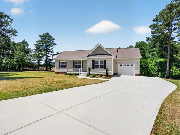 100 Carson Ct, Lillington, NC 27546