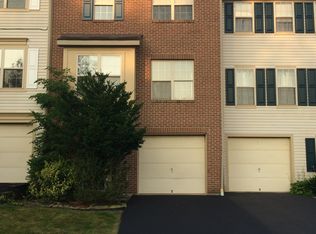 122 Hillvue Dr, Seven Fields, PA 16046