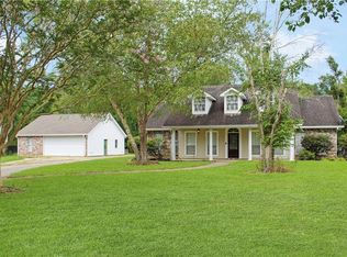 40056 Gill Dr, Ponchatoula, LA 70454