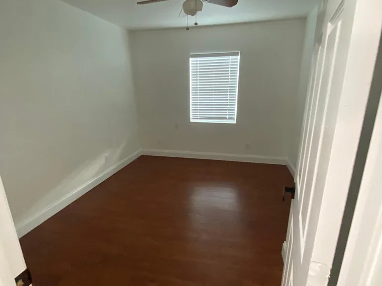 123 E Harding St — Photo 7