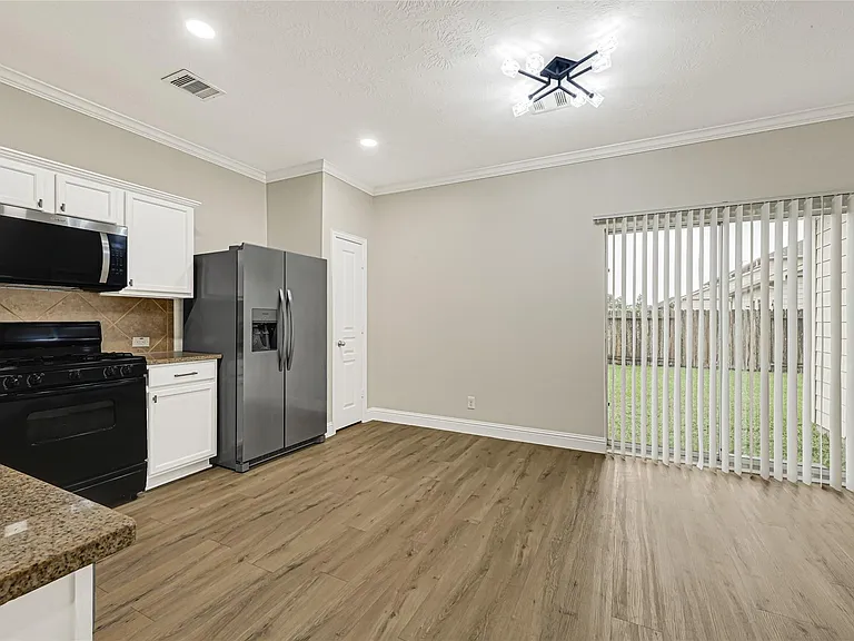 11015 Harston Dr — Photo 14