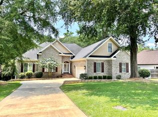 120 Riveredge Ct, Headland, AL 36345