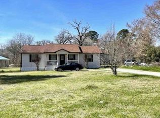 6 Walnut Ridge Dr, Huntsville, TX 77320