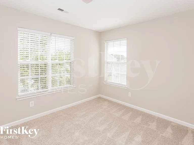 4852 Asherton Pl NW — Photo 11