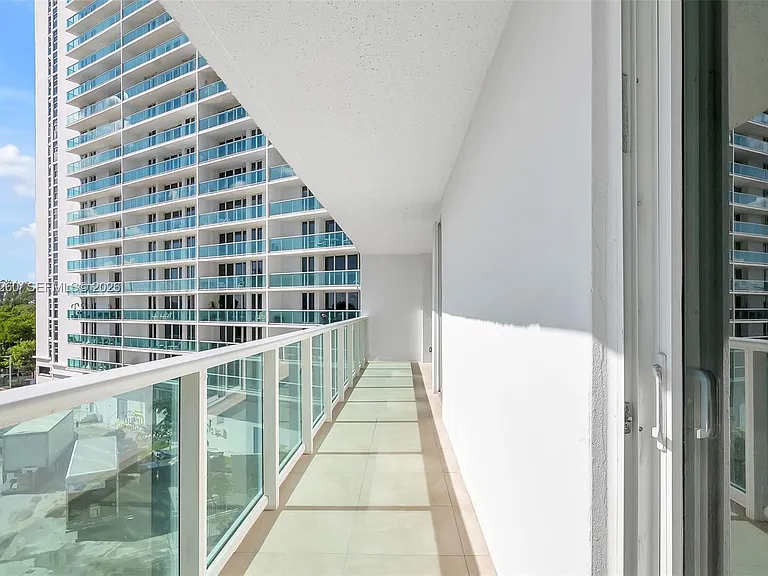 100 Bayview Dr #408 — Photo 11