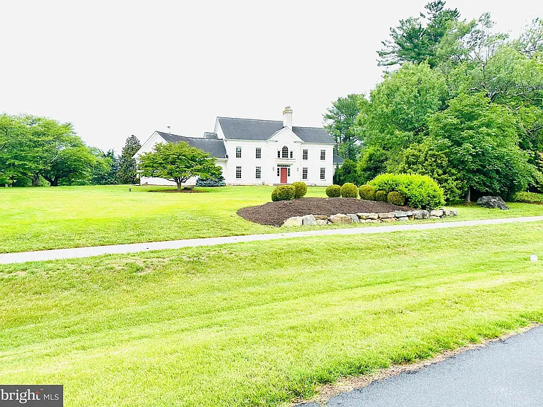 6504 Sand Trap Dr — Photo 1
