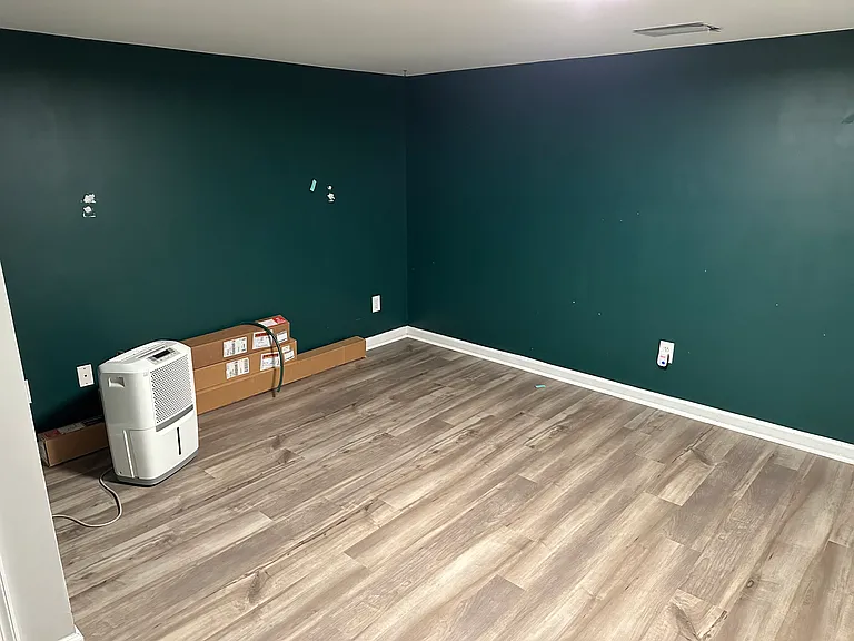 2451 S Monroe St — Photo 11