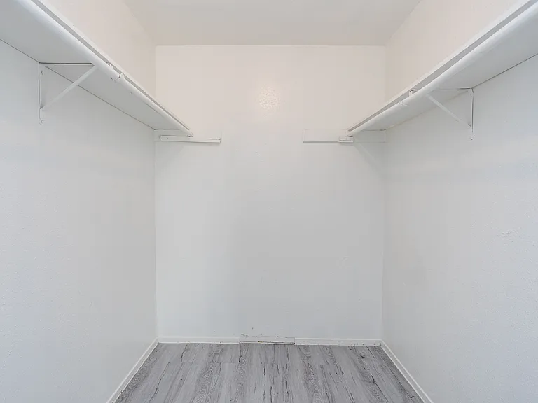 Camino Del Sol Apartments — Photo 30