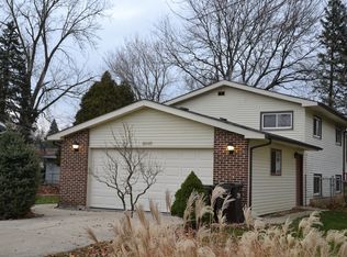 20547 N Clarice Ave, Prairie View, IL 60069