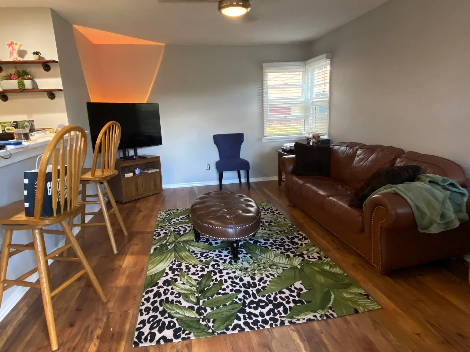 2 bed, 900 sqft, $1,850 — Photo 3