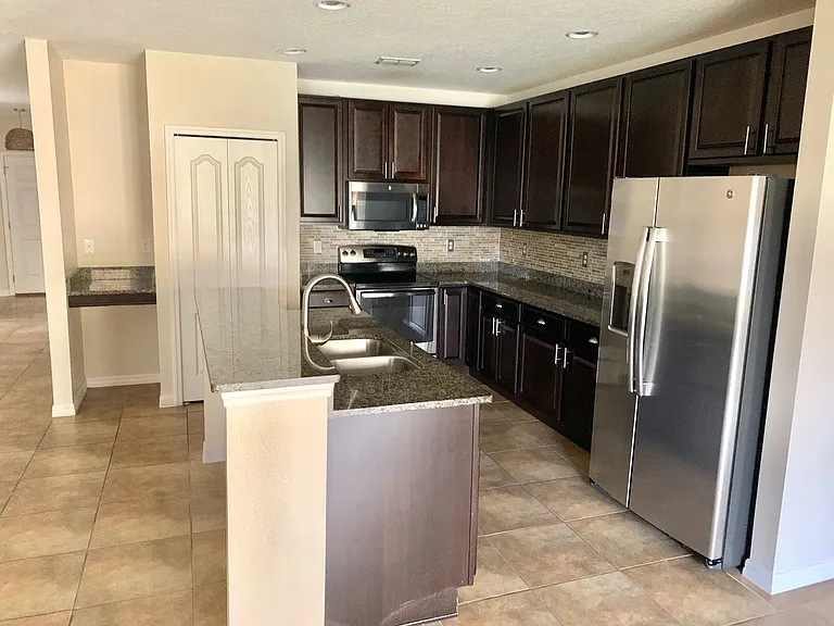 2855 Moonstone Bnd — Photo 6