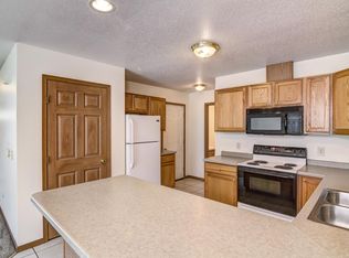 4207 Echo Valley Dr, Eau Claire, WI 54701