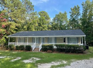 3590 Wedgefield Rd, Sumter, SC 29154